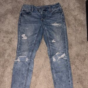 American Eagle Outfitters Light Blue Distressed Skinny Jeans